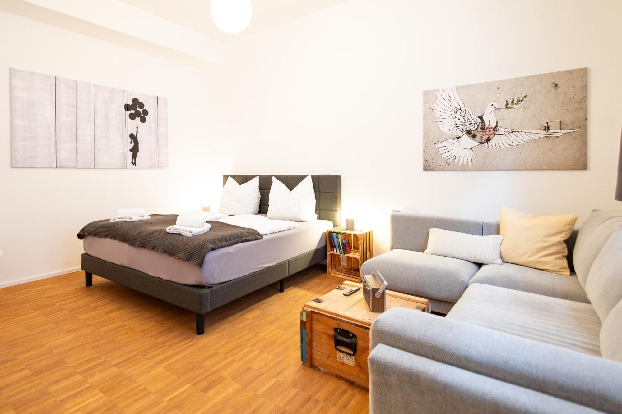 Ko-Living - Beatles Und Banksy Suites & Studios Am Eselsbrunnen - Altstadt - Kueche Halle  Ngoại thất bức ảnh