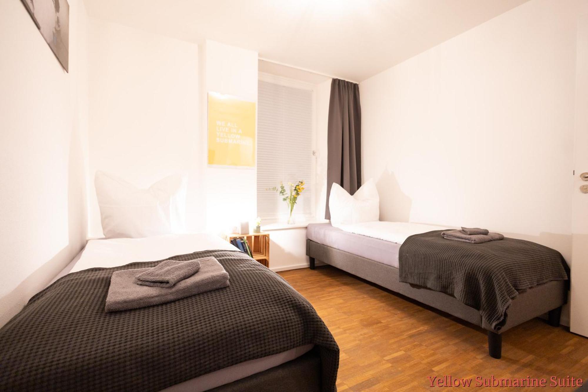 Ko-Living - Beatles Und Banksy Suites & Studios Am Eselsbrunnen - Altstadt - Kueche Halle  Ngoại thất bức ảnh