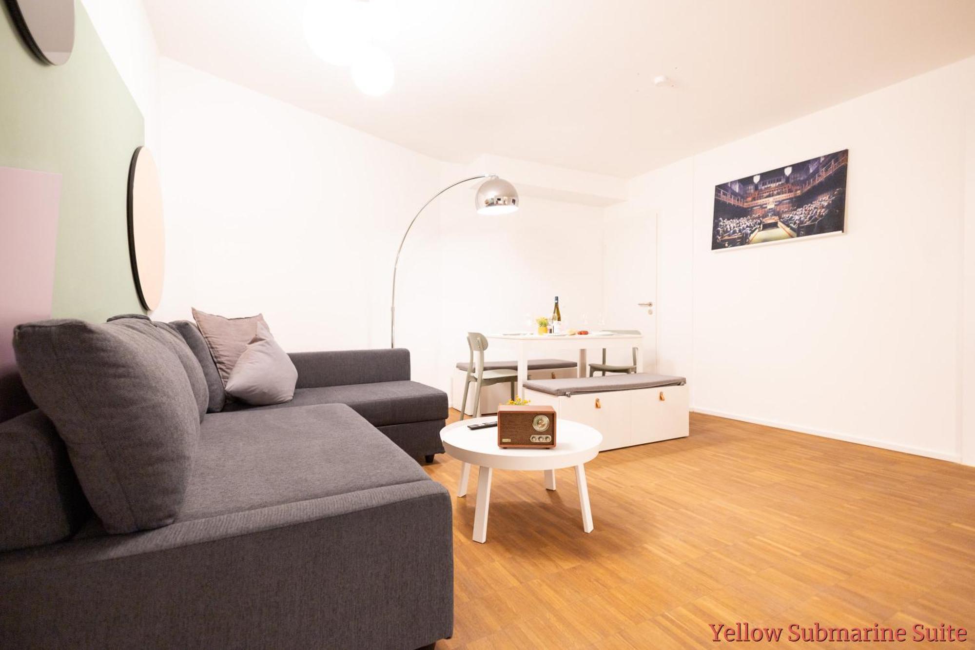 Ko-Living - Beatles Und Banksy Suites & Studios Am Eselsbrunnen - Altstadt - Kueche Halle  Ngoại thất bức ảnh